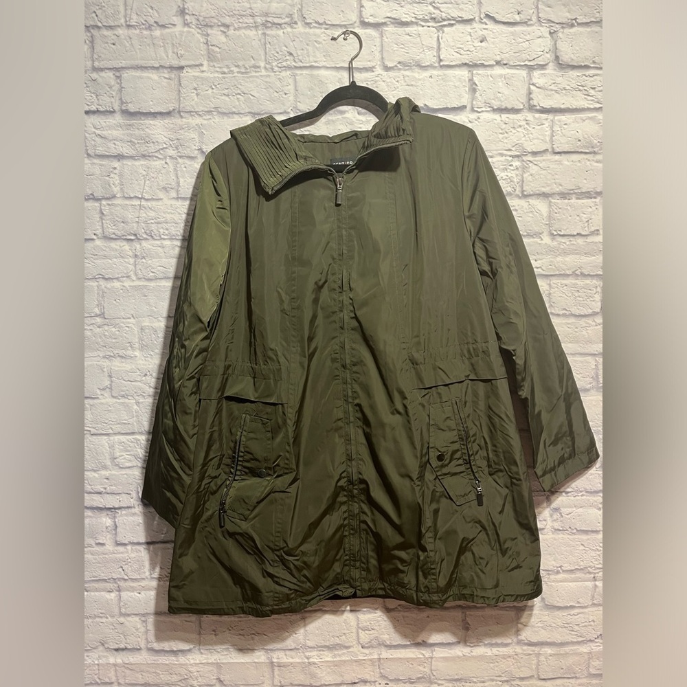 NWOT Centigrade Army Green Rain Jacket Large